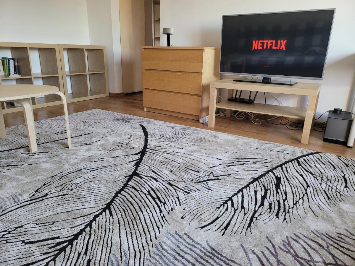 Family Friendly With Kids Room, Quiet And Peaceful Bucharest Luaran gambar