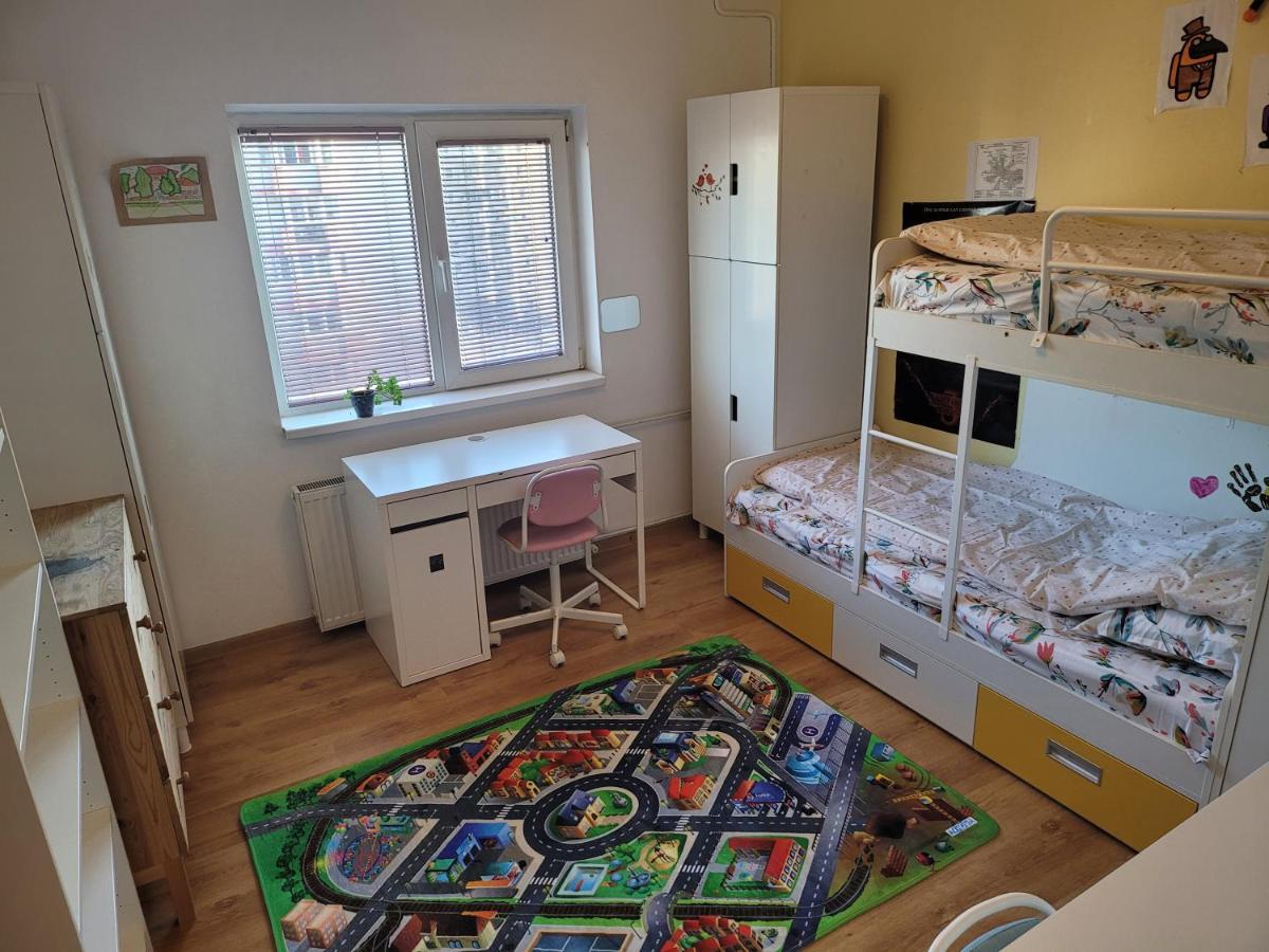 Family Friendly With Kids Room, Quiet And Peaceful Bucharest Luaran gambar