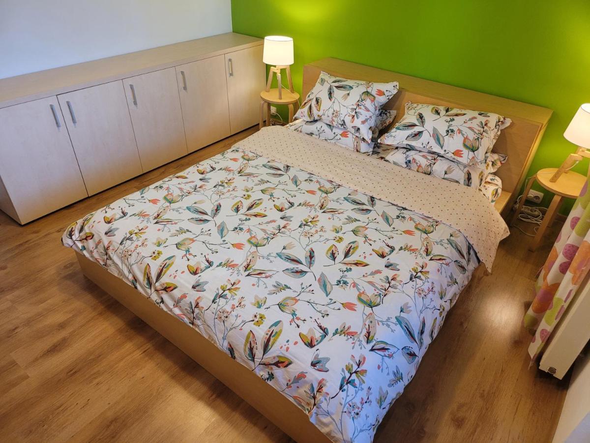 Family Friendly With Kids Room, Quiet And Peaceful Bucharest Luaran gambar